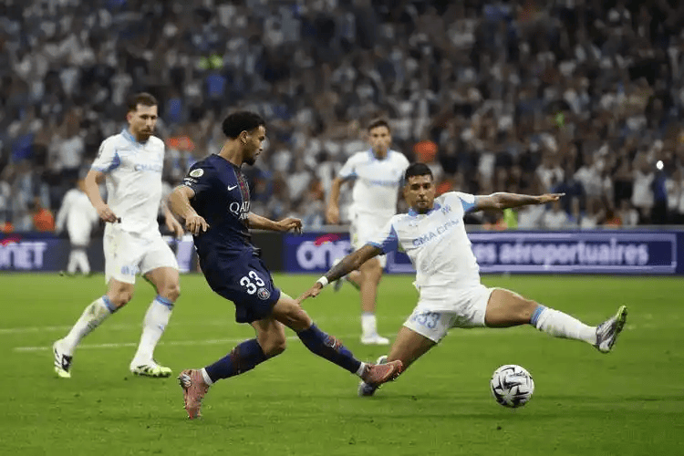 周三007 欧冠深度解析：巴黎圣日尔曼VS摩纳哥 主场碾压VS残阵反扑，法甲德比生死博弈